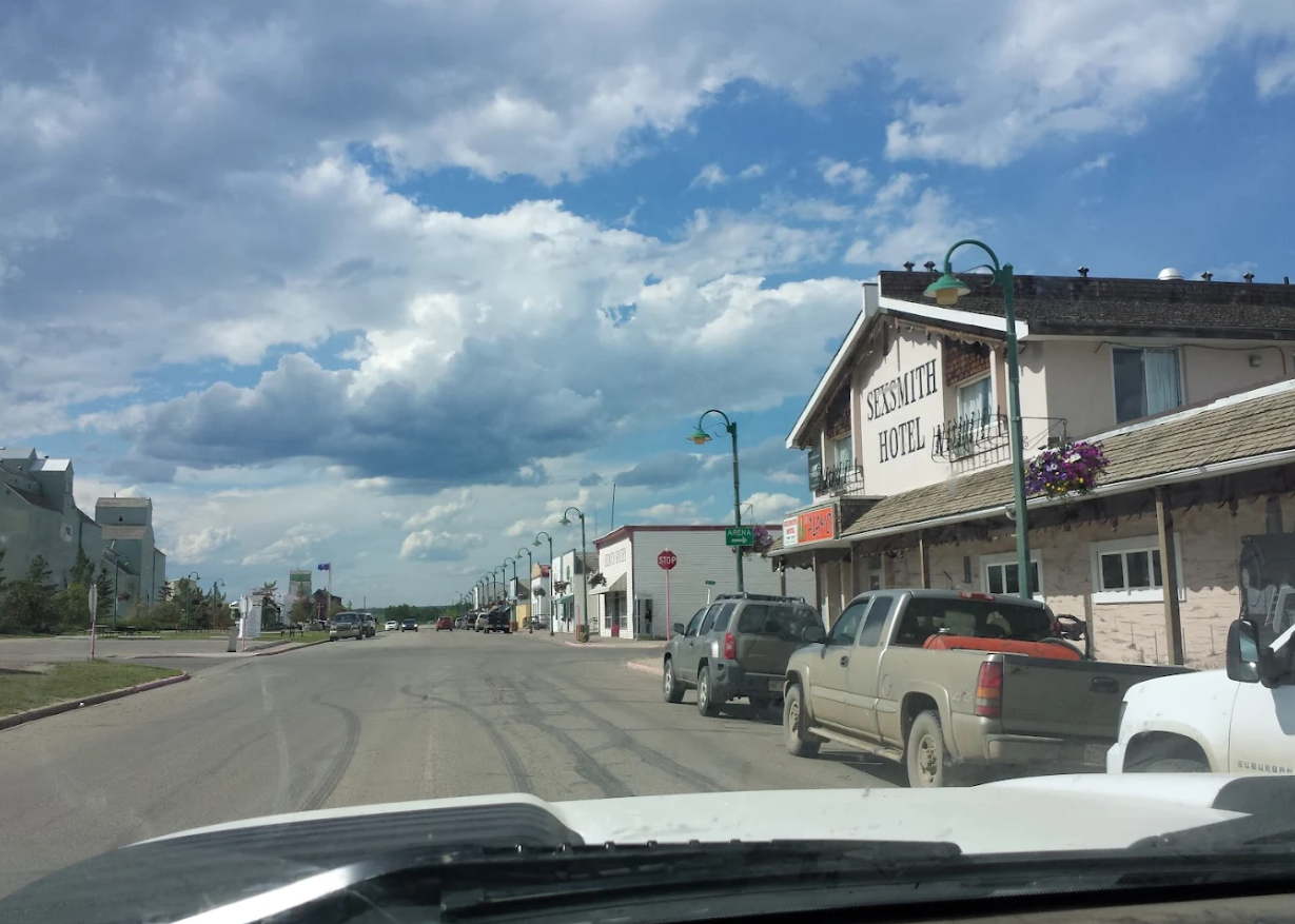 Sexsmith Hotel — photo 2